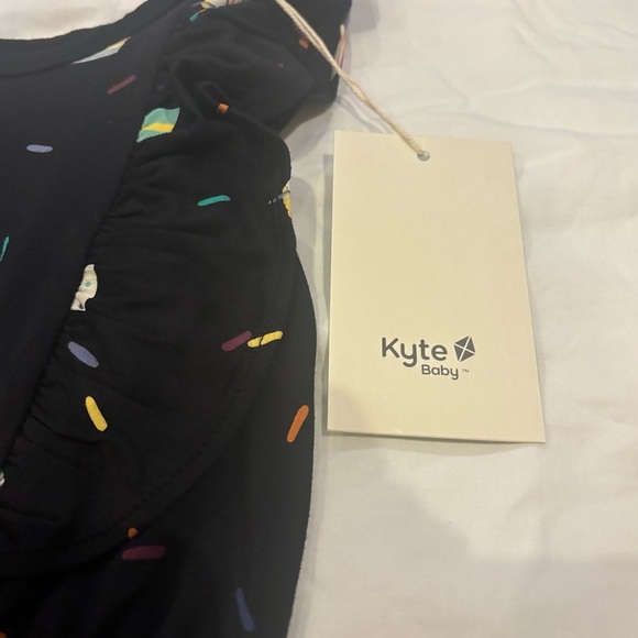 NWT Kyte Baby Midnight Party Bamboo Bubble Romper 3T - Picture 4 of 7
